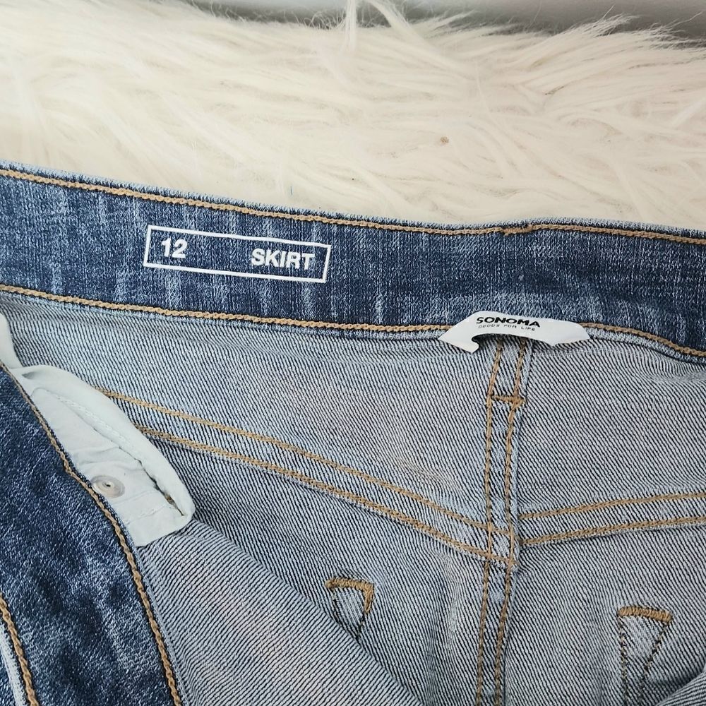 Sonoma skirt women's size 12 denim jean - Picture 3 of 6